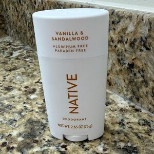 NWT Native Vanilla & Sandalwood Scent Aluminum & Paraben free Deodorant